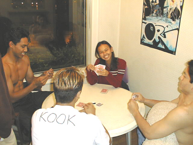 strip_poker2.jpg