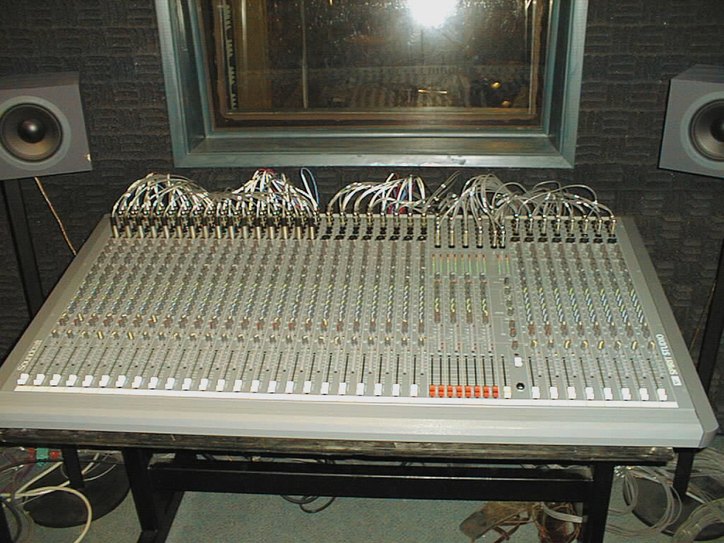 studio_mixer.jpg